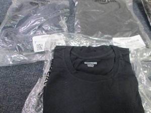 lot 74 image: 3- XLarge Mens Goodthreads Crew Nec...