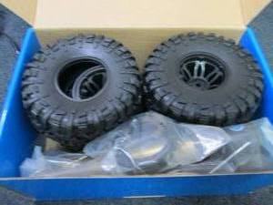 lot 145 image: Set of 4 -2.2 Air Filled  Rock Craw...
