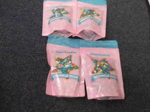 lot 173 image: 4 pks Sprinkle Shop Sprinkles...