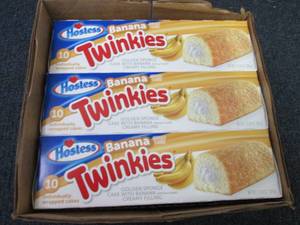 lot 192 image: 3- 10pk 13.58oz Boxes Hostess Banan...