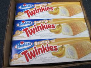 lot 193 image: 3- 10pk 13.58oz Boxes Hostess Banan...