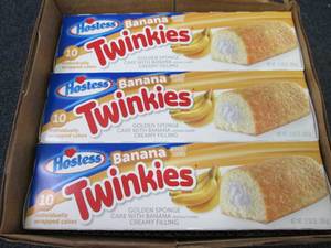 lot 195 image: 3- 10pk 13.58oz Boxes Hostess Banan...