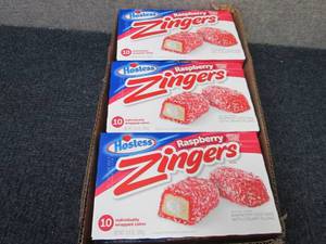 lot 197 image: 3- 10pk 13.4 oz Boxes Hostess Raspb...