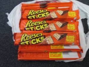 lot 256 image: 12- 3 oz Reeses Sticks King Size...