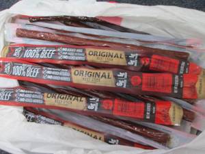 lot 278 image: 18 Jack Links Original Beef Sticks...