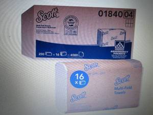 lot 361 image: Scott Essential Multifold Paper Tow...