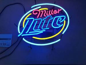 lot 1338 image: Miller Lite Fluorescent Light
