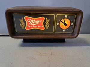 lot 1355 image: Lakeside Ltd Miller High Life Beer Lighted Sign Table Clock