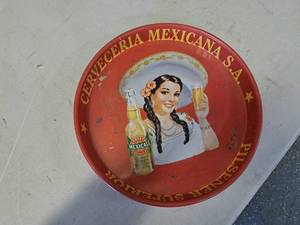 lot 1353A image: 13 Cerveceria Mexicana S.A. Pilsener Superior Beverage Tray