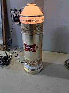 lot 1346 image: Miller High Life Table Light