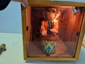 lot 1371 image: Drumming Monkey in Display Box