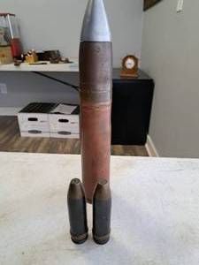 lot 1378 image: 37mm Dummy Fuse Artillery Shell with (2) Artillery Shell Tips