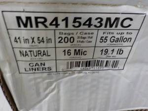 lot 43 image: 200 - 55 Gallon Clear Can Liners...