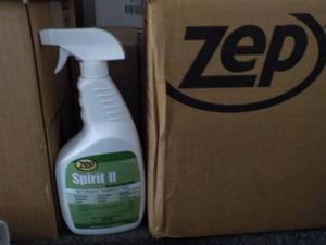 lot 98 image: Case of 12 ZEP Spirit II Qt Spray B...