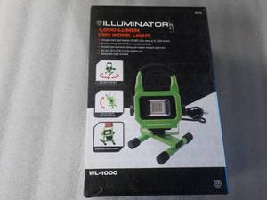 lot 117 image: Illuminator 1000 Lumen LED Work Lig...