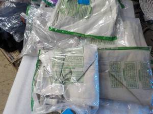 lot 131 image: 5 Pcs Columbia Clothing various si...