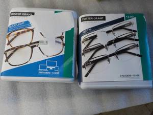 lot 157 image: 5 Pair Foster Grant Reading Glasses...