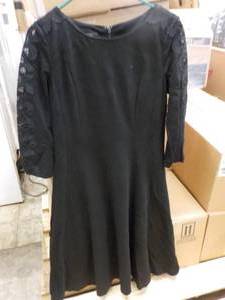 lot 196 image: New Talbots Clothing...