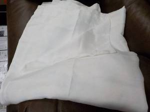 lot 197 image: White Set of 2 Curtain Panels 44 L...