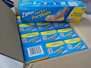lot 204 image: 12 Boxes Ziploc Perfect Portion Bag...