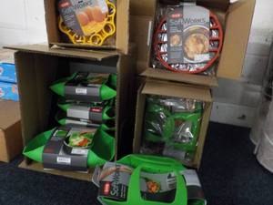 lot 222 image: Case each 4 Different Products OXO ...