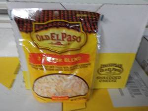 lot 251 image: 8.7 oz Bags Frozen Old El Paso 3 Pe...