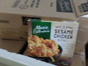 lot 307 image: 8 - 12 oz Marie Callenders Frozen S...