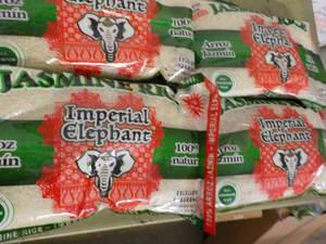 lot 313 image: 4 - 4 lb. Bag Imperial Elephant Jas...
