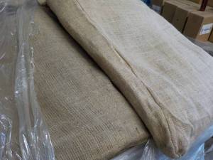 lot 405 image: 38 Gunny Sacks ...