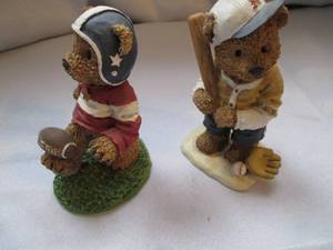 lot 513 image: 2 5 sports bear figurines...