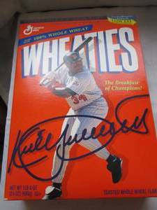 lot 529 image: Kirby Puckett Wheaties box (unopene...
