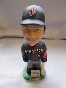 lot 545 image: Paul Molitor 7 bobblehead genuine ...
