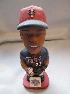 lot 546 image: Shannon Stewart 7 bobblehead genui...