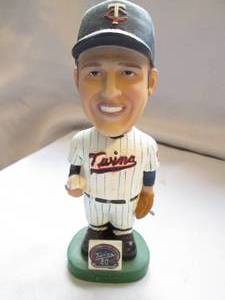 lot 552 image: Bob Allison 7 bobblehead genuine h...