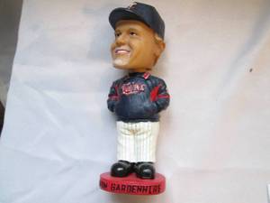lot 588 image: Ron Gardenhire 7 bobblehead genuin...