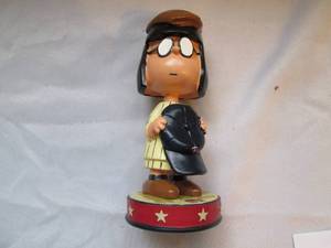 lot 592 image: Marcie in Twins uniform 7 statue...
