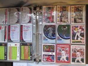 lot 601 image: Ryan Howard binder about 25% full o...