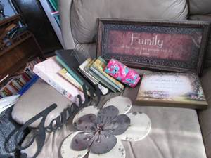 lot 301 image: Photo Albums and Wall Decor.