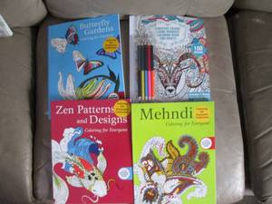 lot 313 image: New craft coloring books...