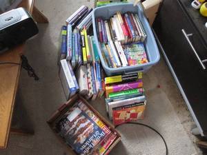 lot 327 image: Great selection of books across man...