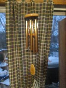 lot 383 image: Windchimes...