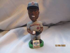 lot 749 image: Hunter Bobble head...