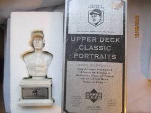 lot 758 image: Bob Gibson Upper Deck Bust...