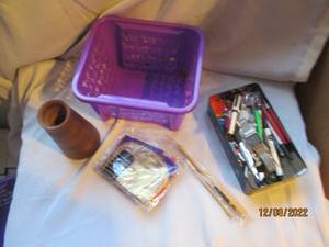 lot 762 image: Basket of pens, watches and buttons...