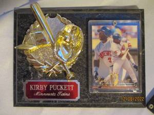 lot 772 image: Kirby Pukkit and Emmit Smith displa...