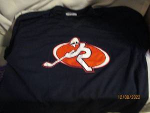 lot 774 image: Hockey Jersey for practice Extra La...