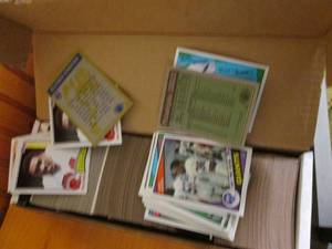 lot 459 image: Box with various trading cards.