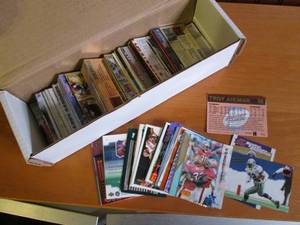 lot 489 image: Sleeve of collectable trading cards...