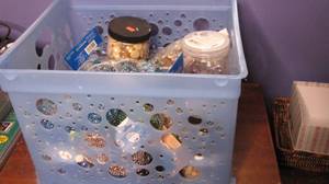 lot 58 image: Plastic crate crammed with a huge A...