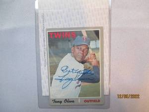 lot 776 image: Tony Oliva autographed card in prot...